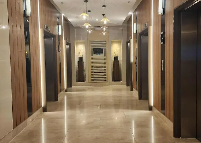 Apartahotel Shore 3 Residences Tower 1 *