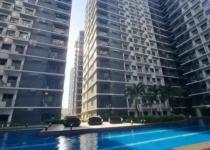 Shore 3 Residences Tower 1 Apartahotel *