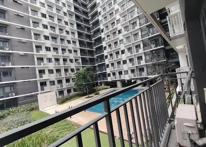 Shore 3 Residences Tower 1 Apartahotel *