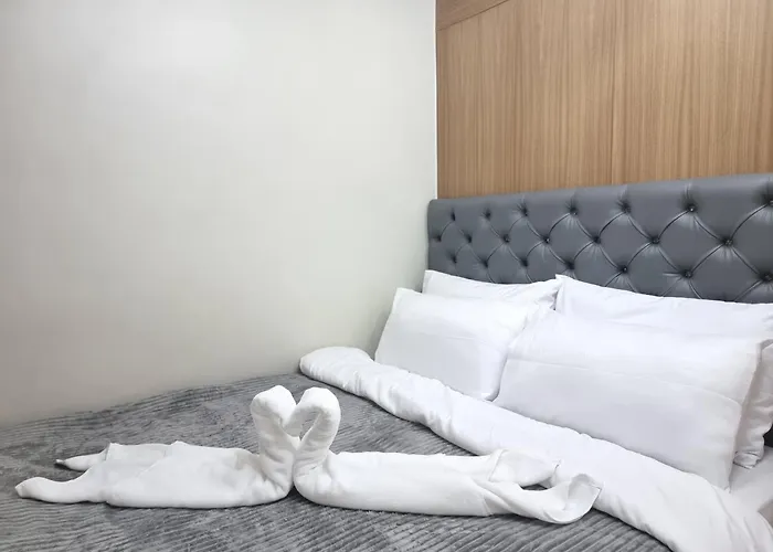 Shore 3 Residences Tower 1 Apartahotel *